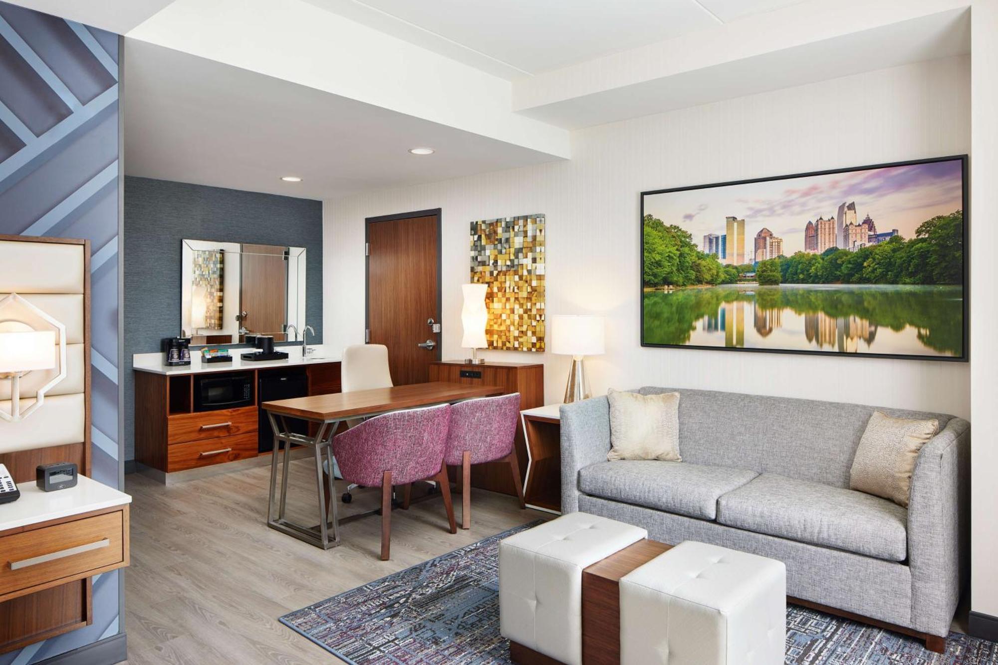 Embassy Suites By Hilton Atlanta Airport North Hapeville Exterior foto